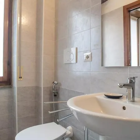 Cozy&modern In Corvetto *