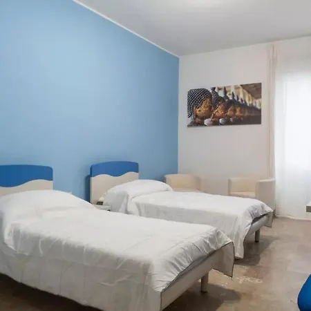 Cozy&modern In Corvetto Mediolan